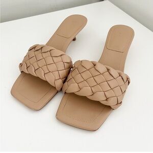 H&M Woven Kitty Heels SZ 40